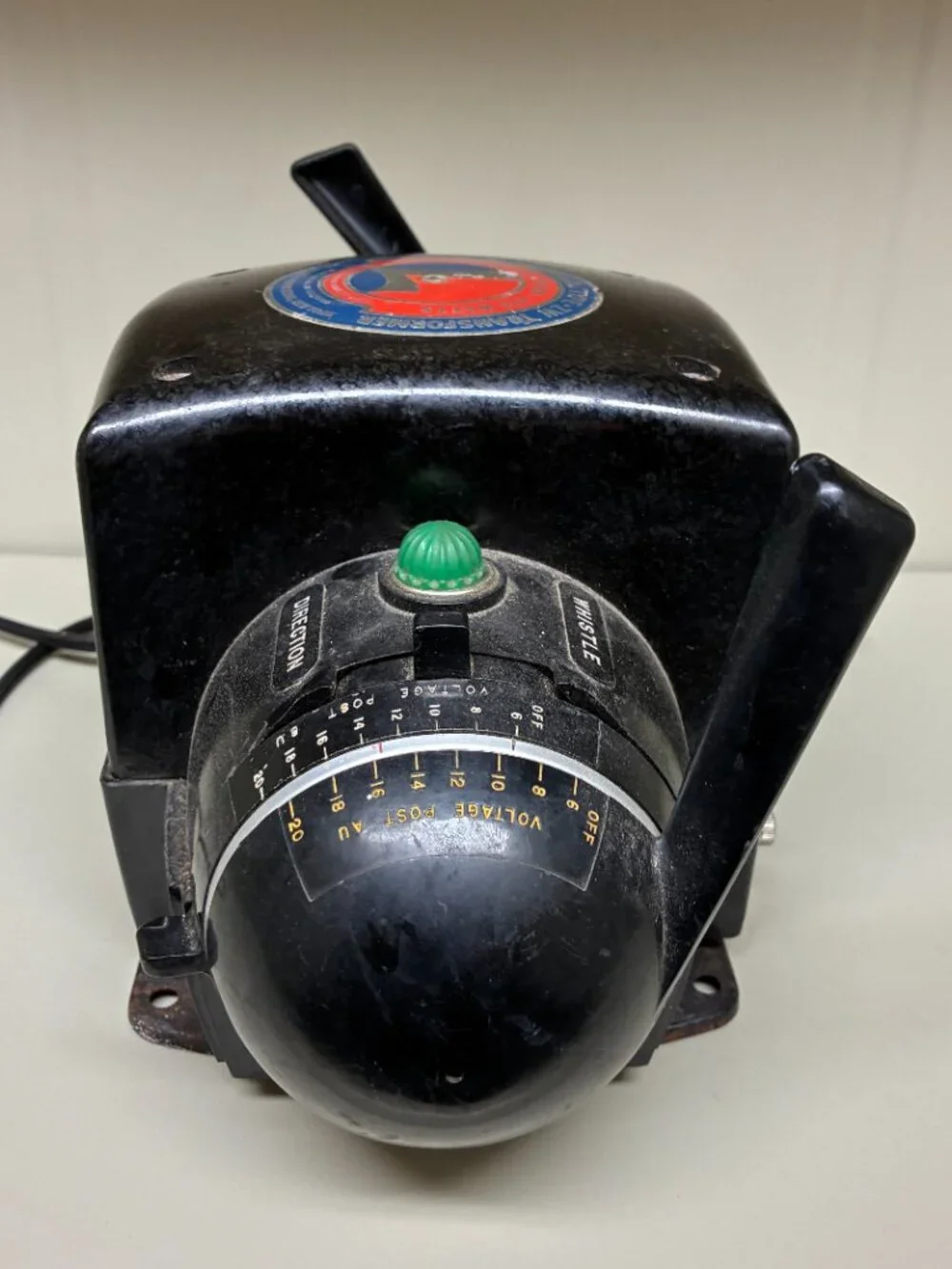 Vintage Postwar Lionel Trainmaster Type ZW Transformer 275 Watt O Gauge
